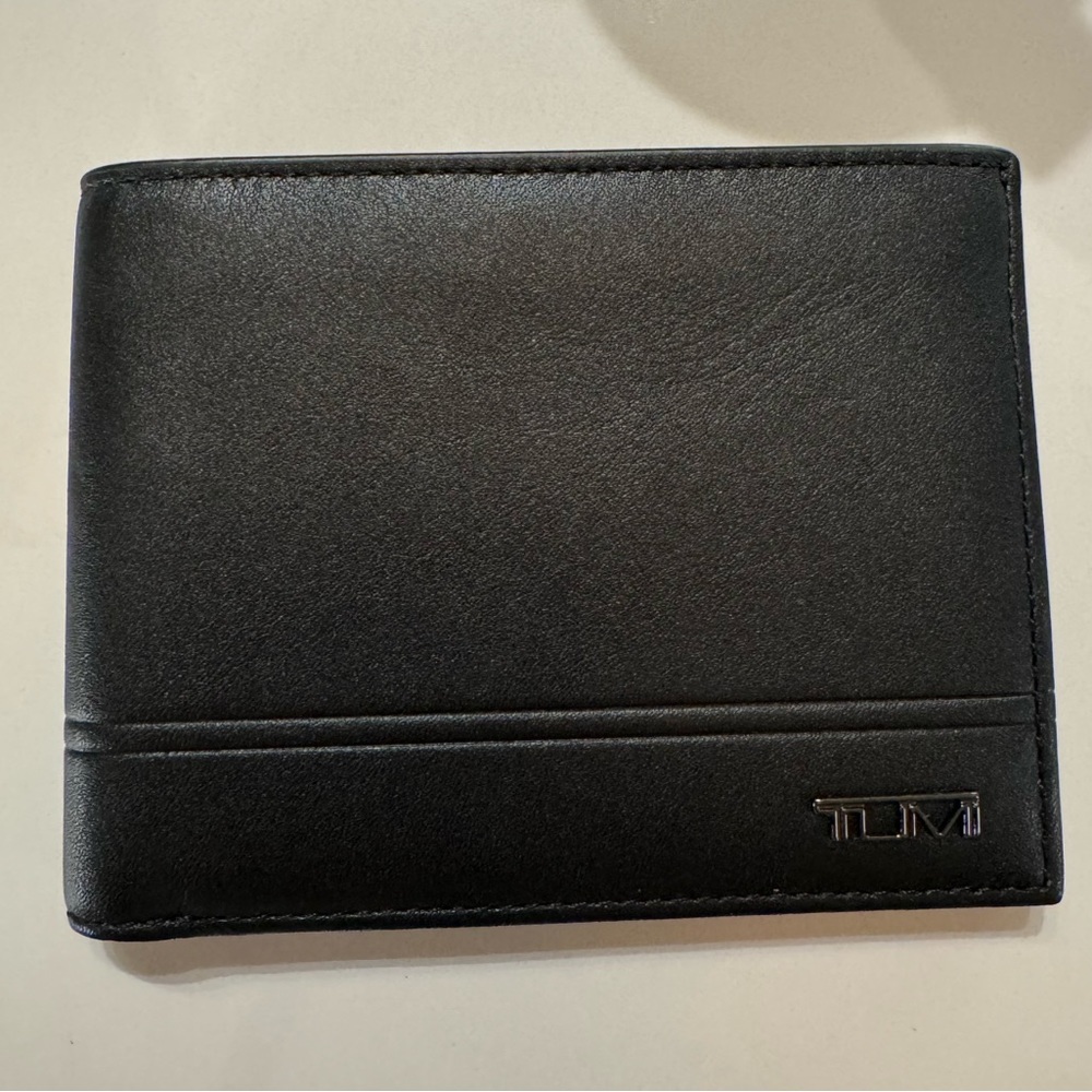 Tumi brand new wallet